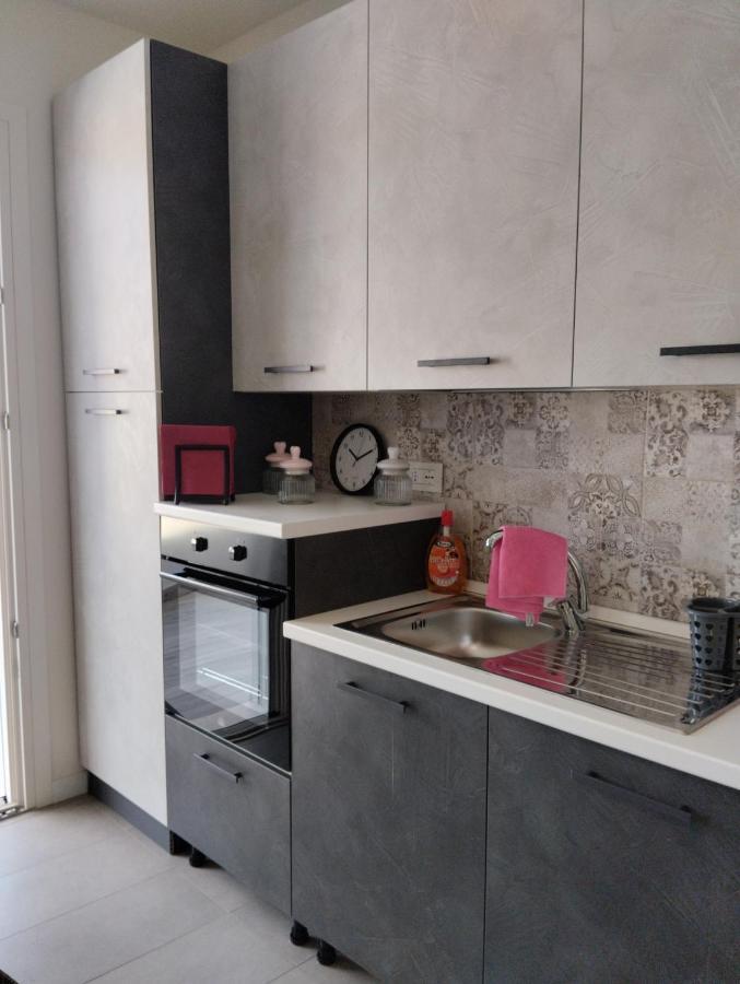 Gioja Suite Quartu SantʼElena Exterior foto